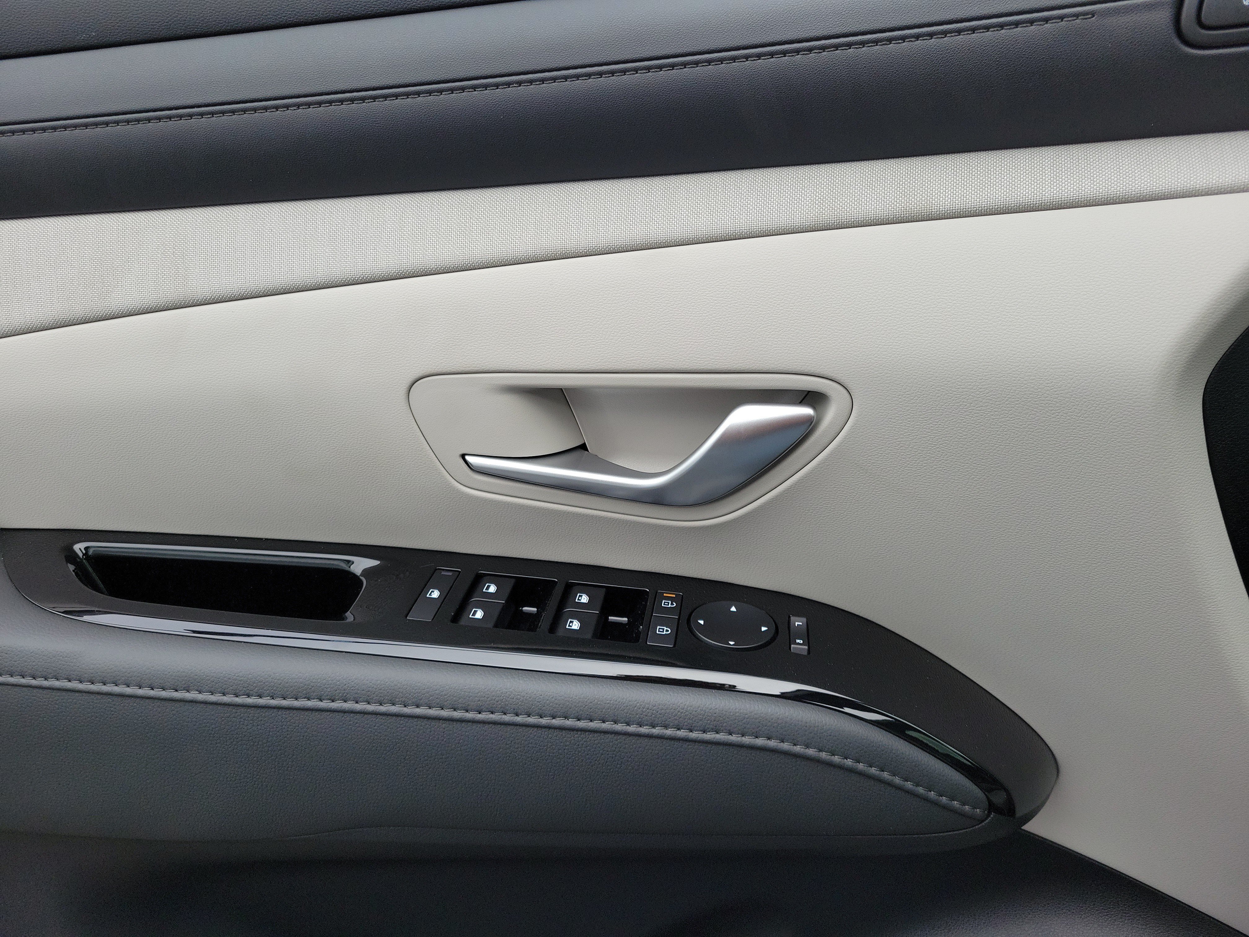 New 2026 Hyundai Tucson Limited AWD/4WD image 13