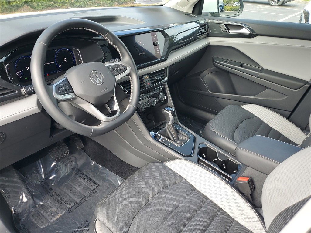 Used 2022 Volkswagen Taos SEL image 21