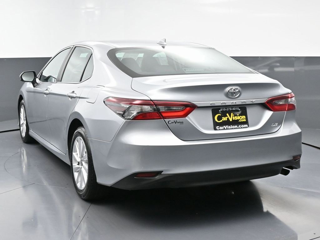 Used 2024 Toyota Camry LE image 7