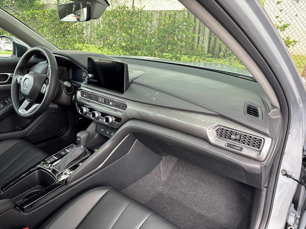 New 2026 Acura Integra FWD image 13