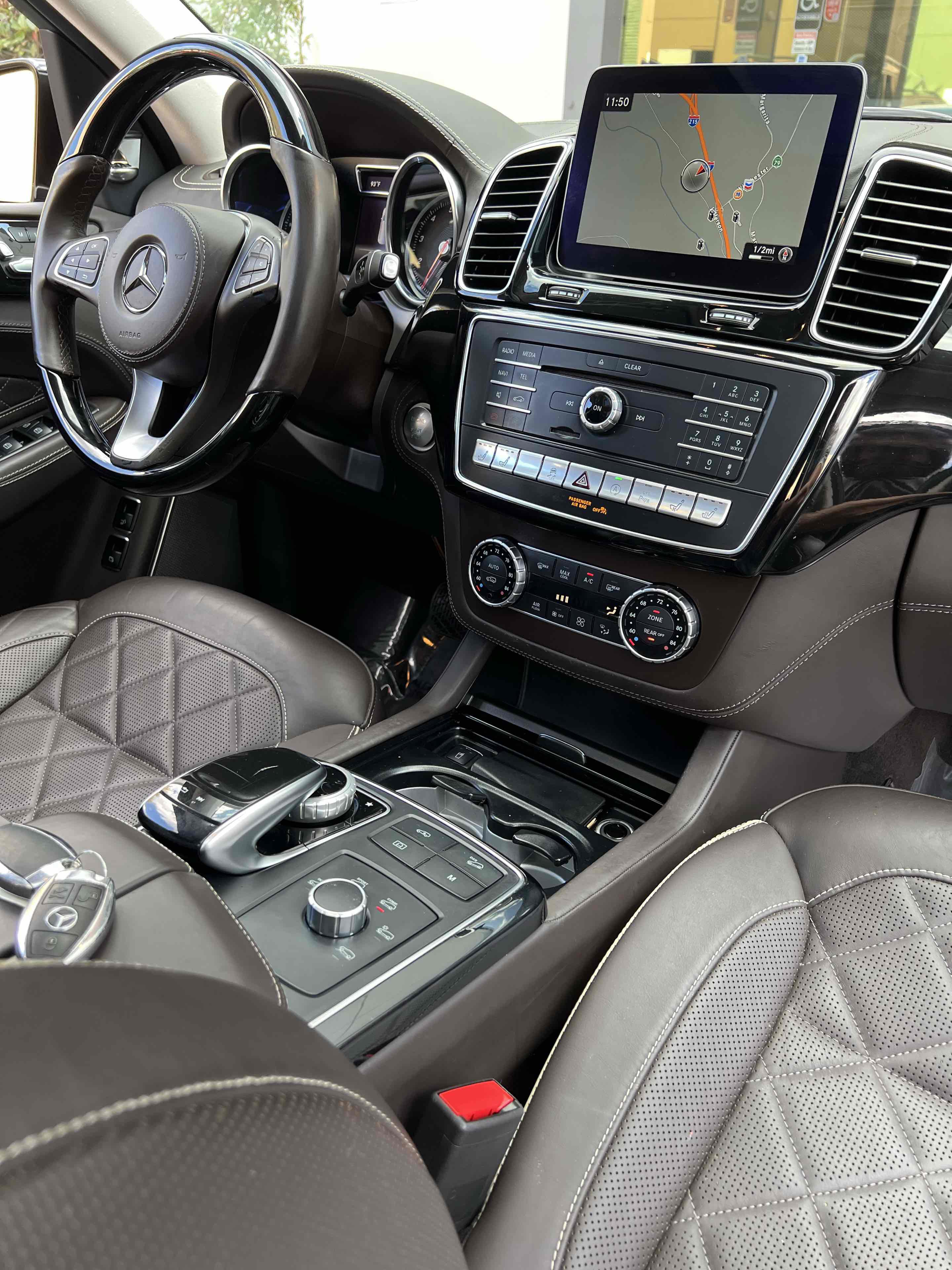 Used 2019 Mercedes-Benz GLS 450 4MATIC image 27