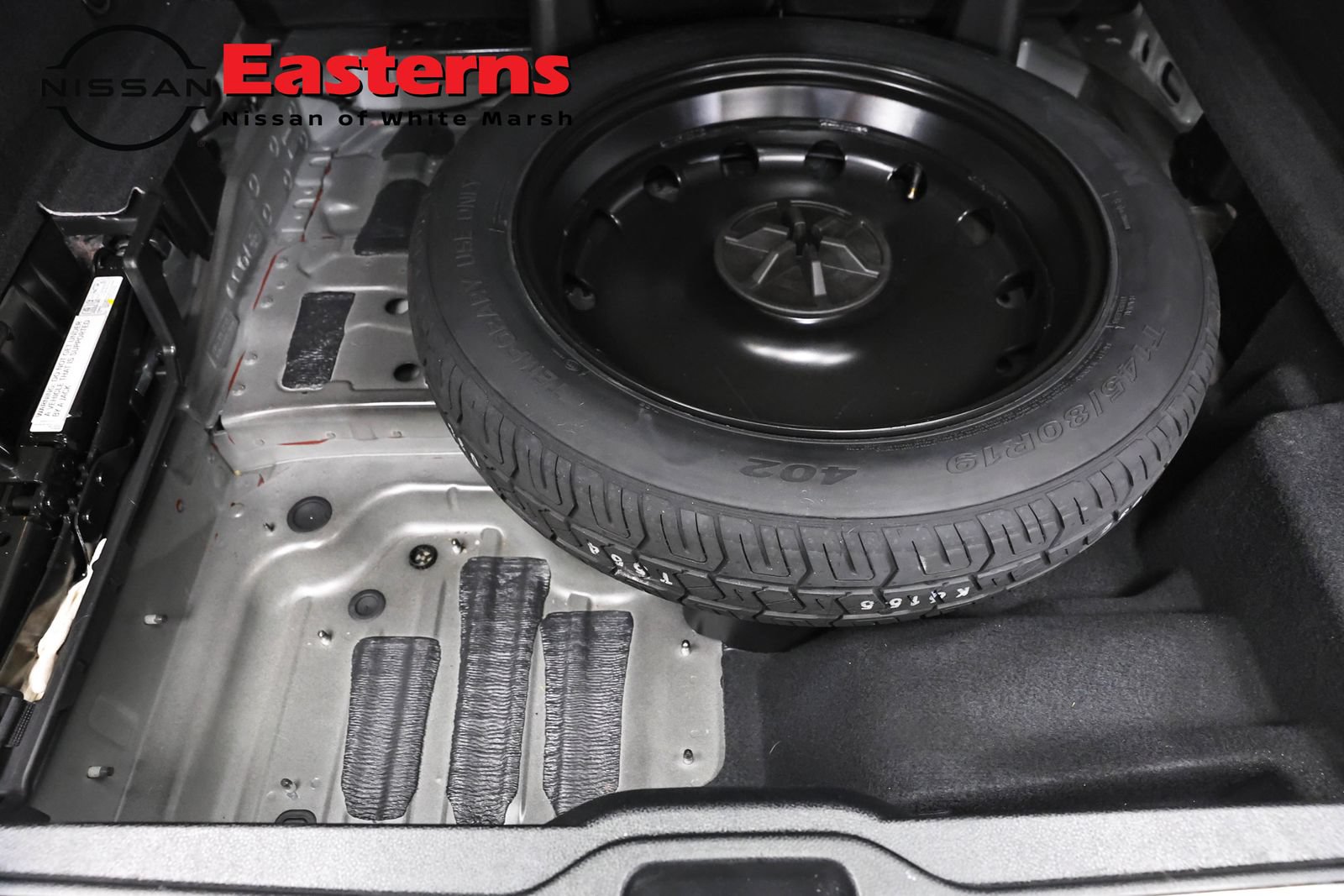 Used 2022 Mercedes-Benz GLC 300 4MATIC w/ AMG Line image 22