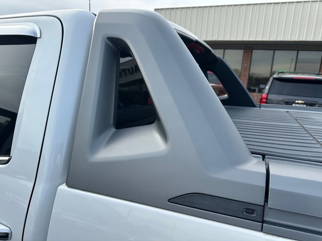 Used 2018 Chevrolet Silverado 1500 High Country w/ High Desert Package AWD/4WD image 33