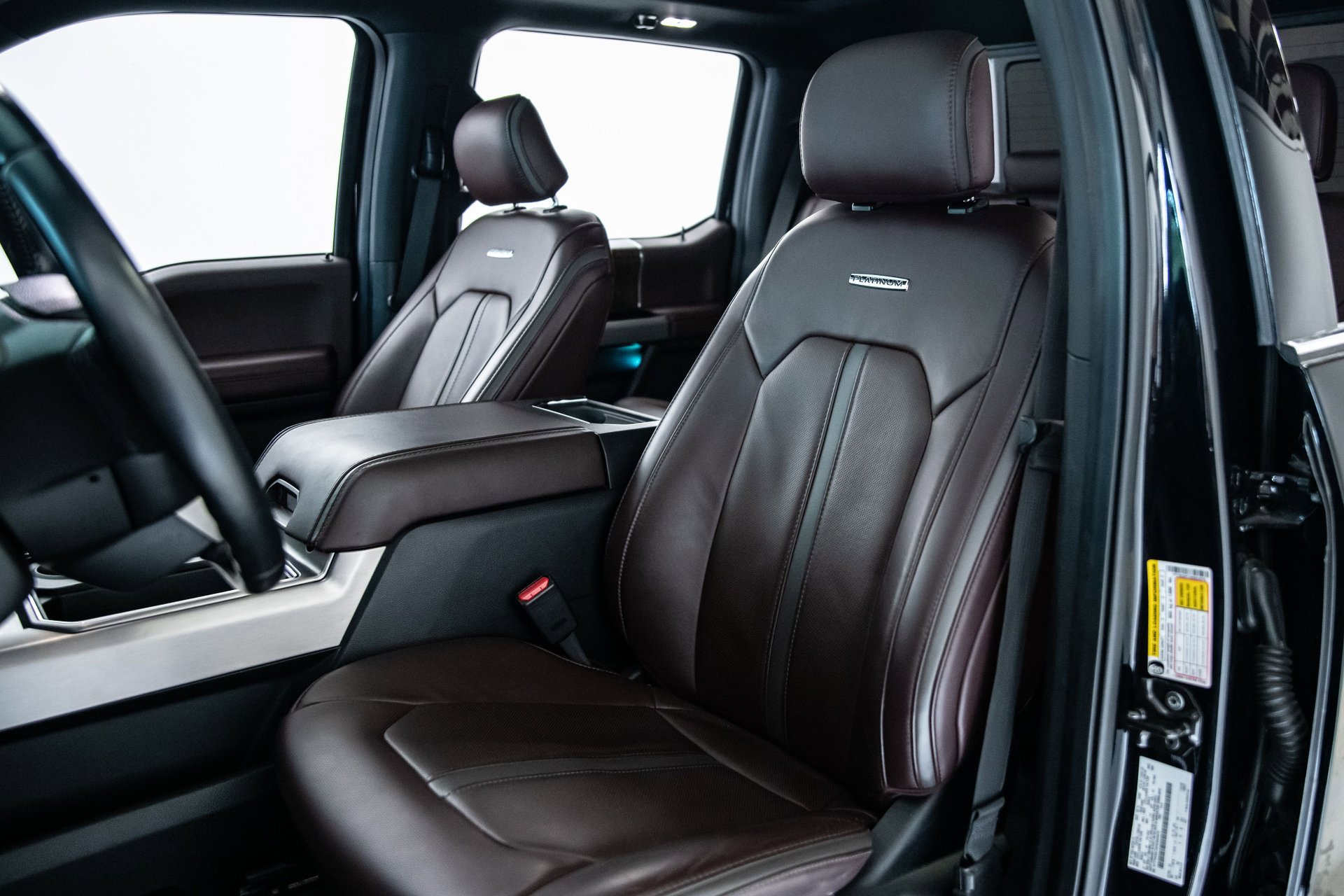 Used 2017 Ford F250 Platinum w/ Platinum Ultimate Package image 12