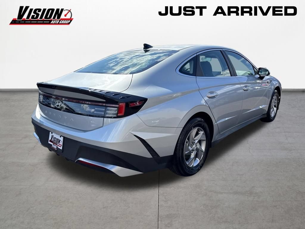 New 2026 Hyundai Sonata SE FWD image 5