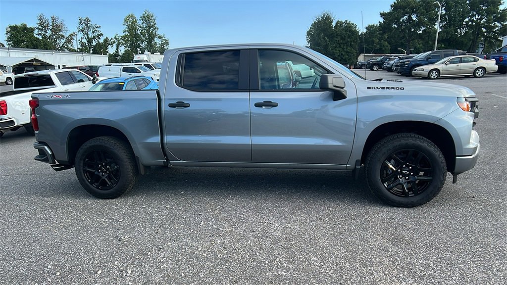New 2026 Chevrolet Silverado 1500 Custom w/ Turbomax Blackout Package image 4