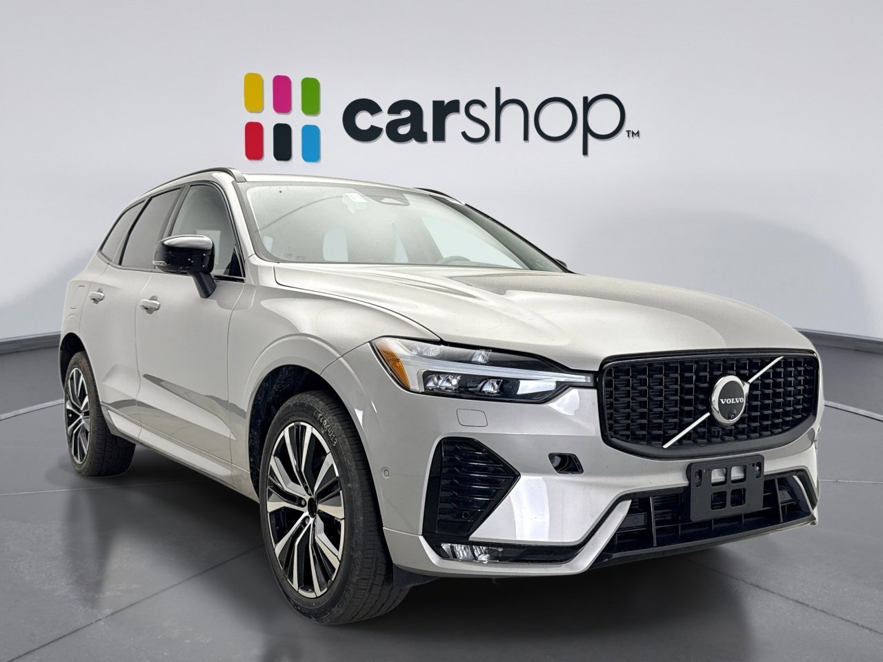 Used 2025 Volvo XC60 B5 Plus image 7