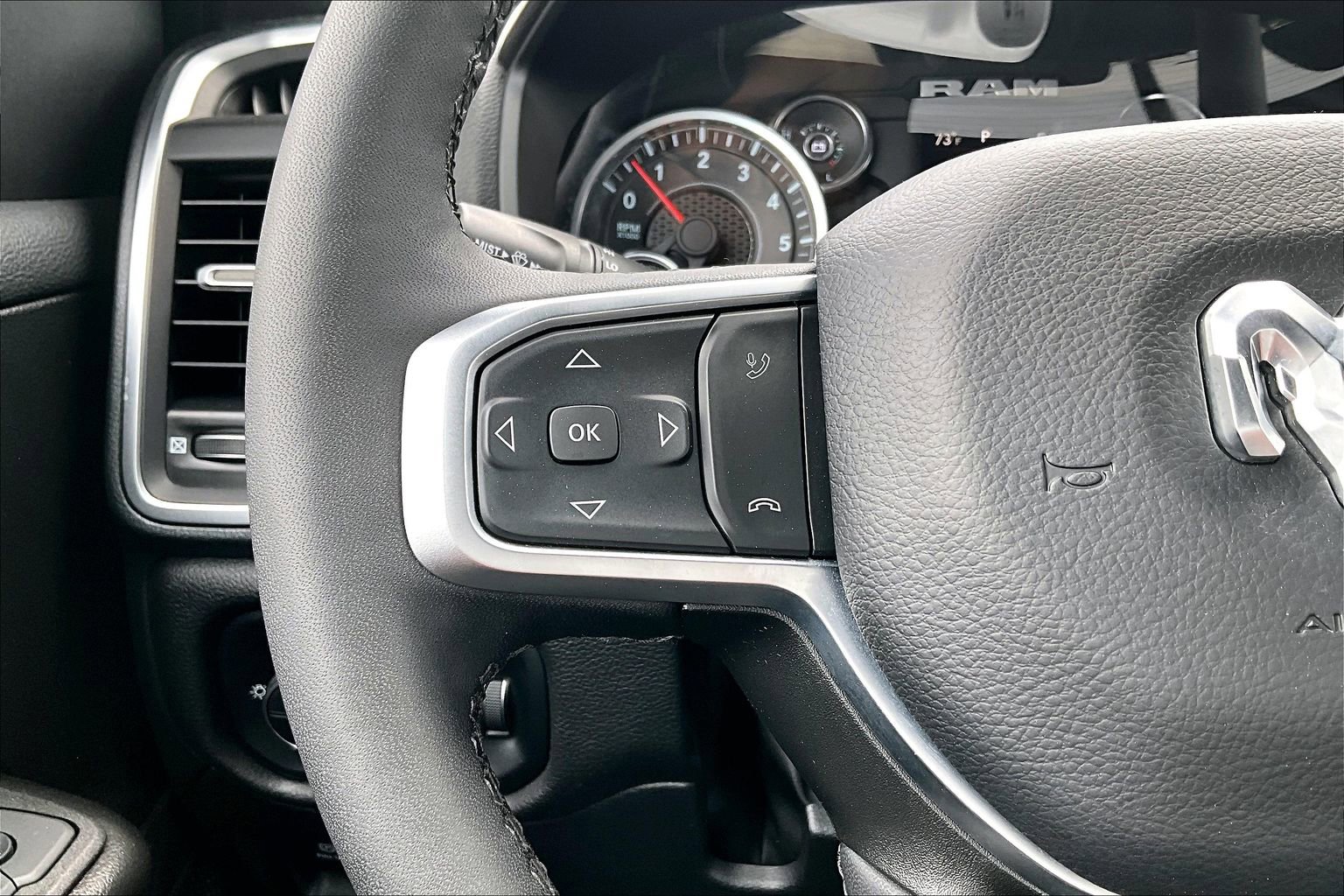 Used 2025 RAM 1500 Big Horn AWD/4WD image 16