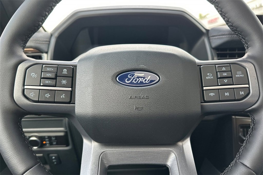 New 2025 Ford F150 Lightning Lariat image 19