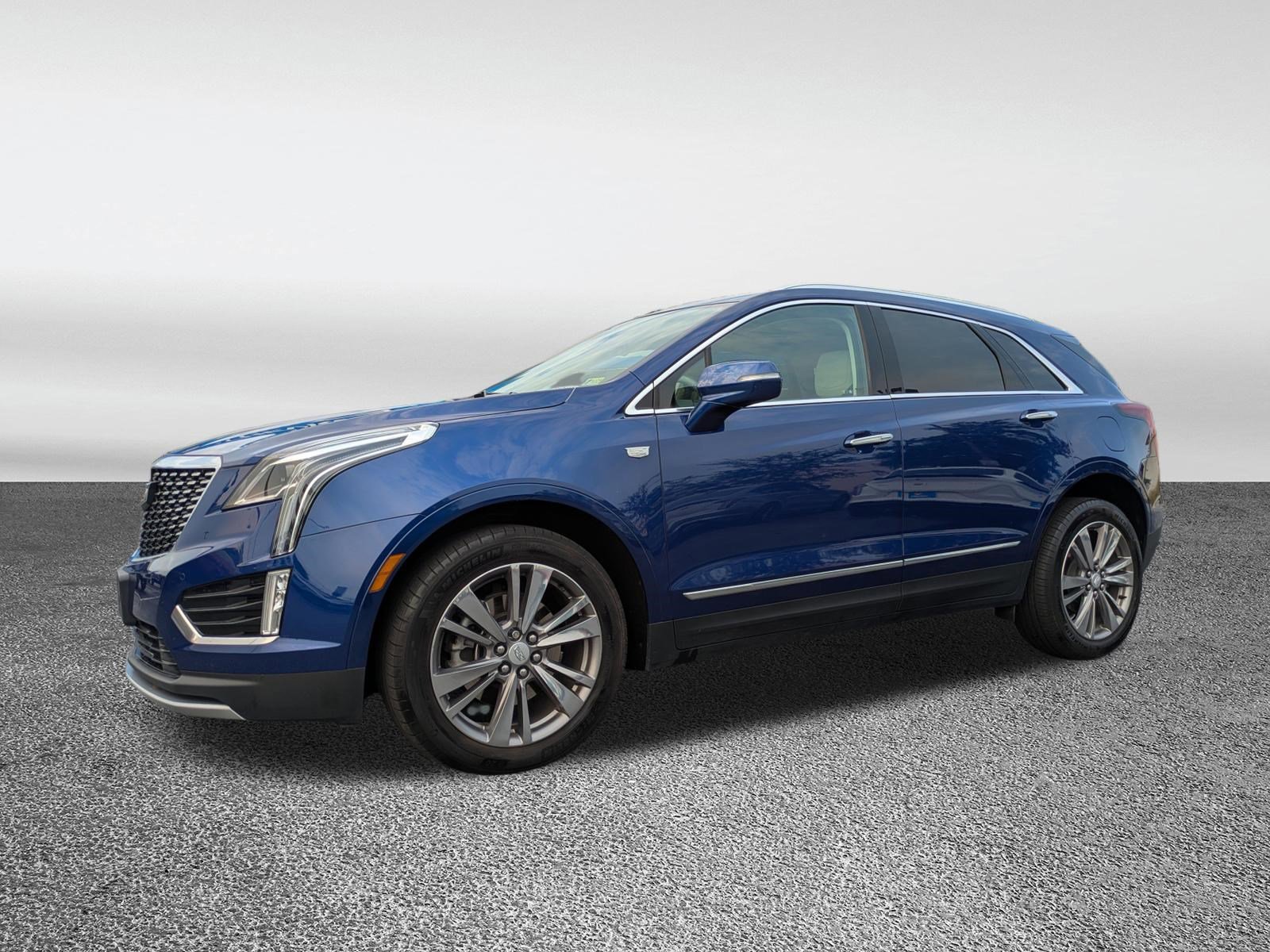 Certified 2023 Cadillac XT5 Premium Luxury w/ LPO, Floor Liner Package FWD image 1