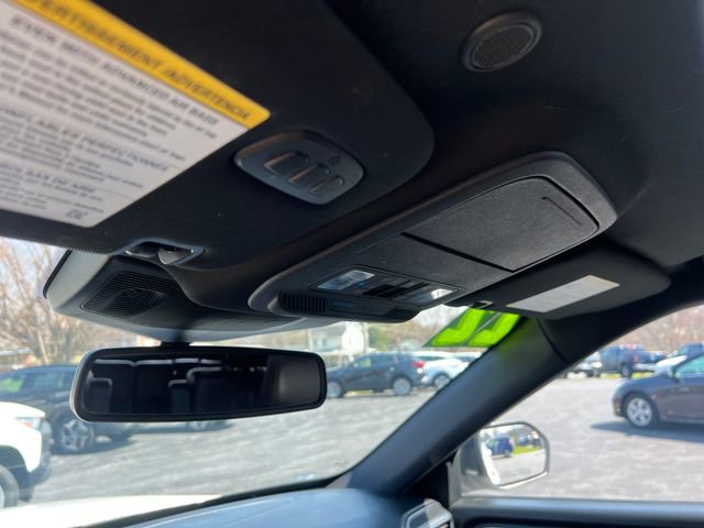 Used 2020 Ford Explorer Platinum w/ Premium Technology Package image 28