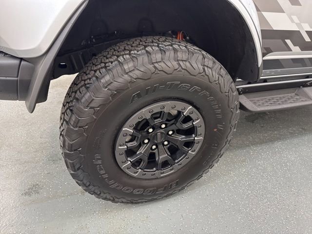 Used 2024 Ford Bronco Raptor w/ Interior Carbon Fiber Pack 6 image 10