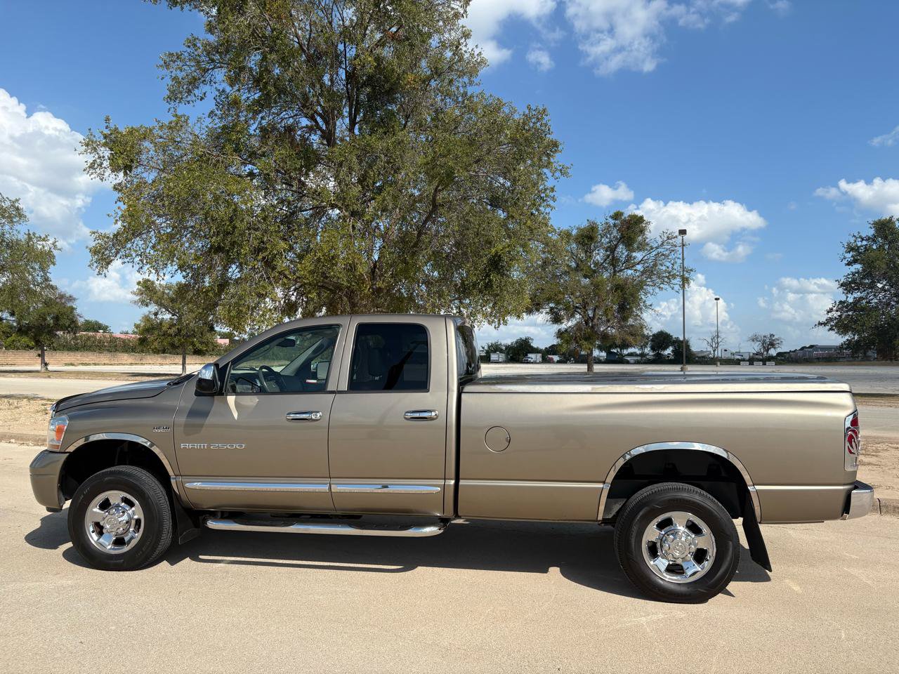 Used 2006 Dodge Ram 2500 Truck Laramie AWD/4WD image 27