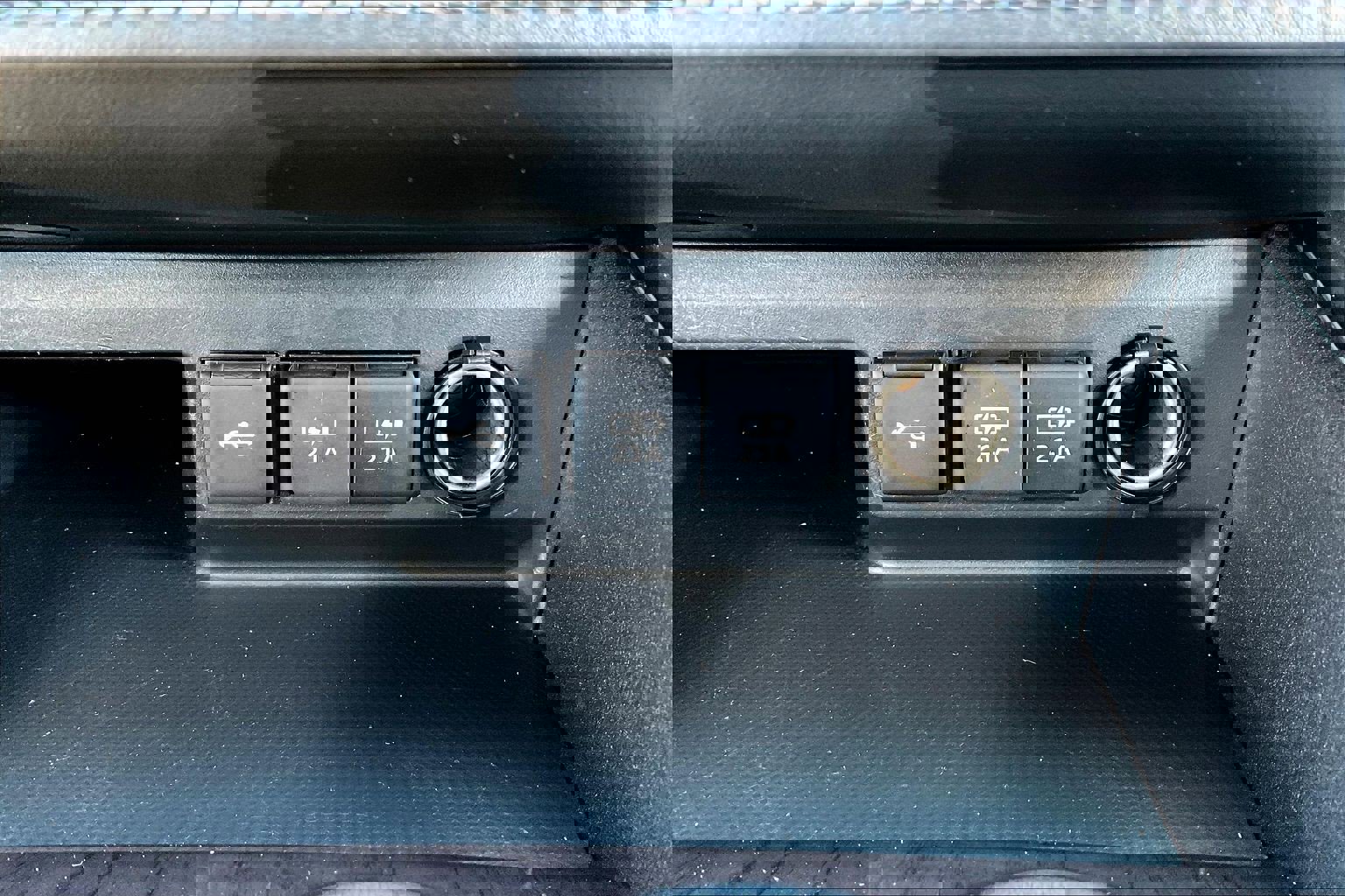 Used 2020 Toyota Highlander Limited image 17