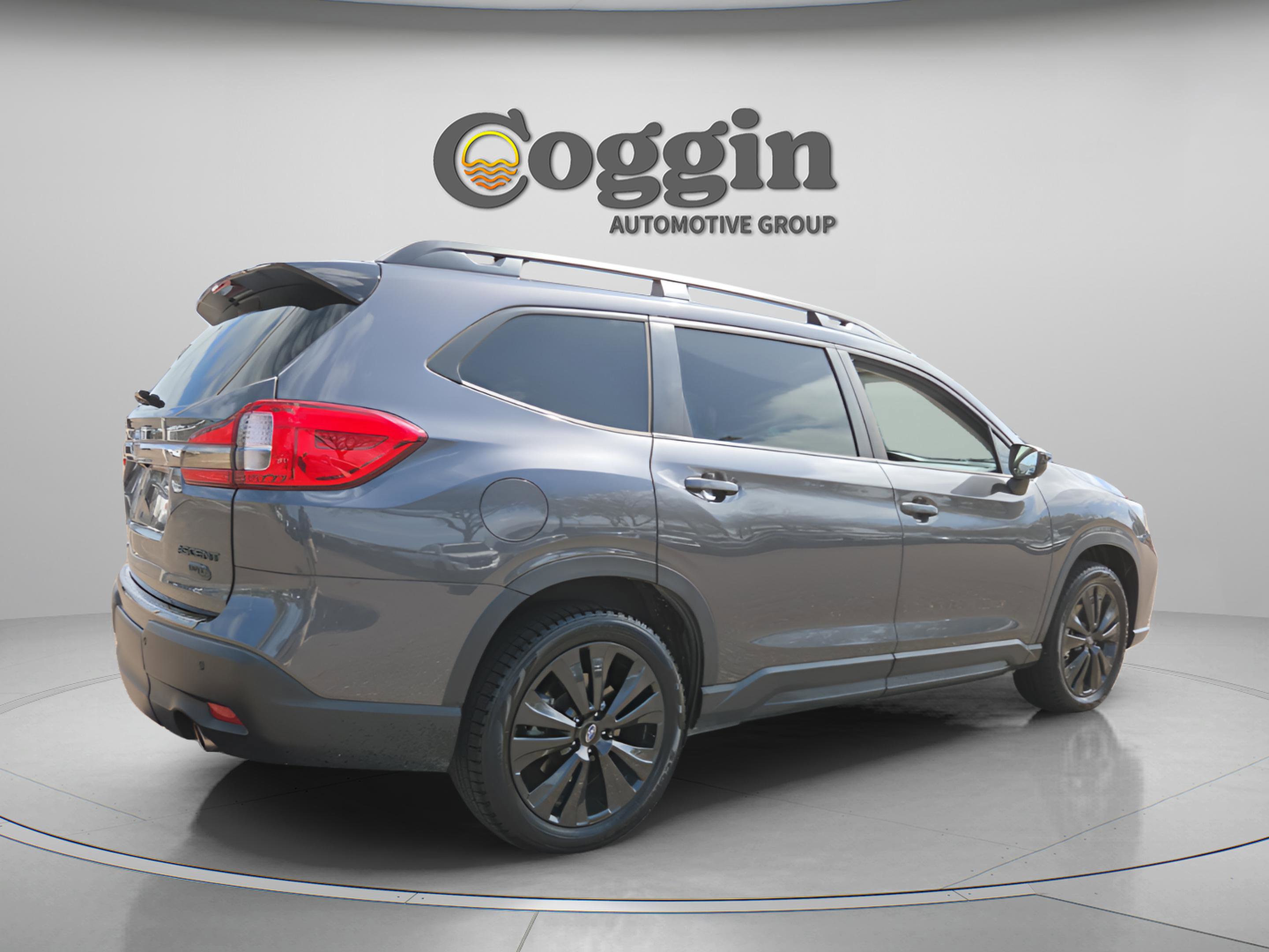 Used 2022 Subaru Ascent Onyx Edition image 6