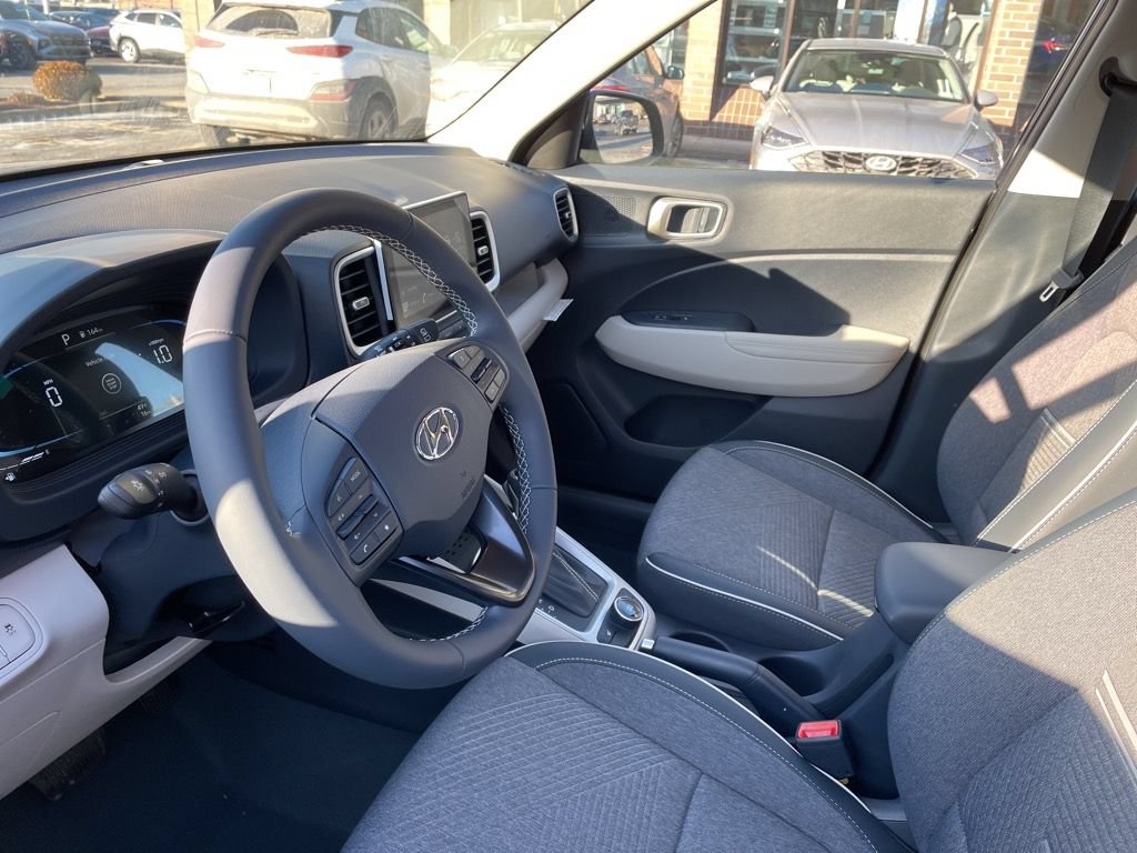 New 2026 Hyundai Venue SEL FWD image 6