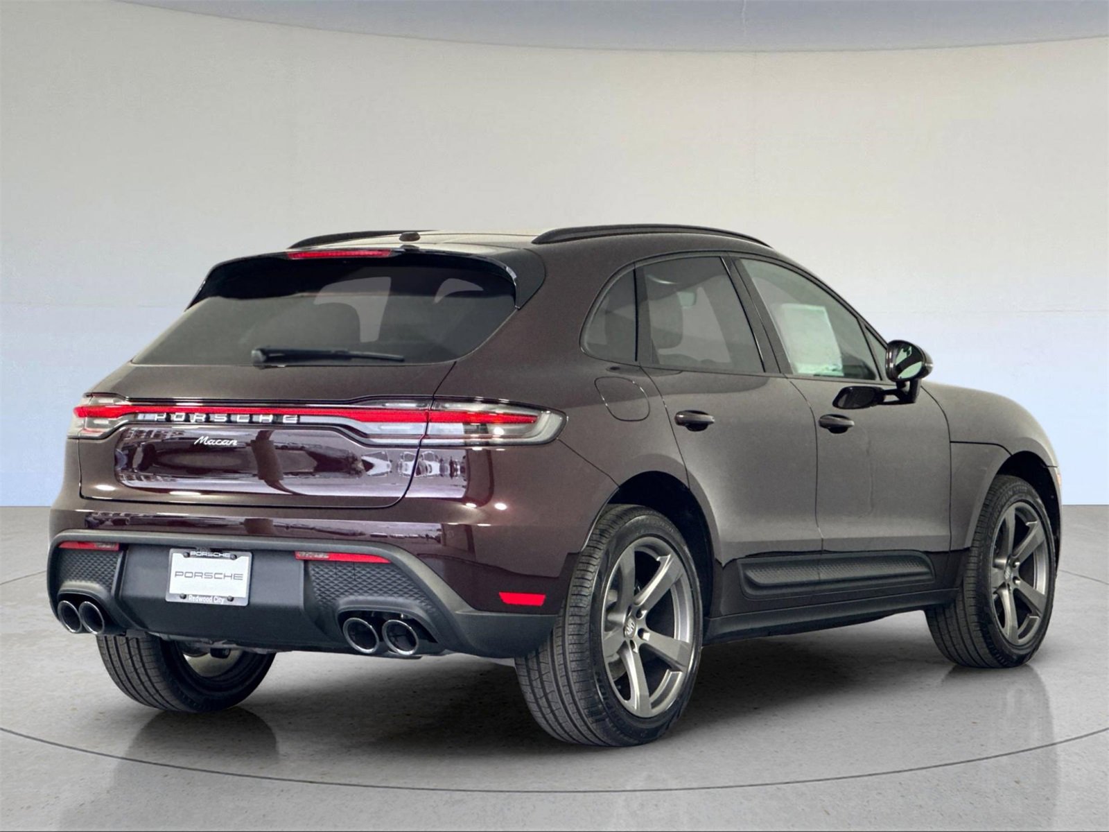 New 2026 Porsche Macan image 8