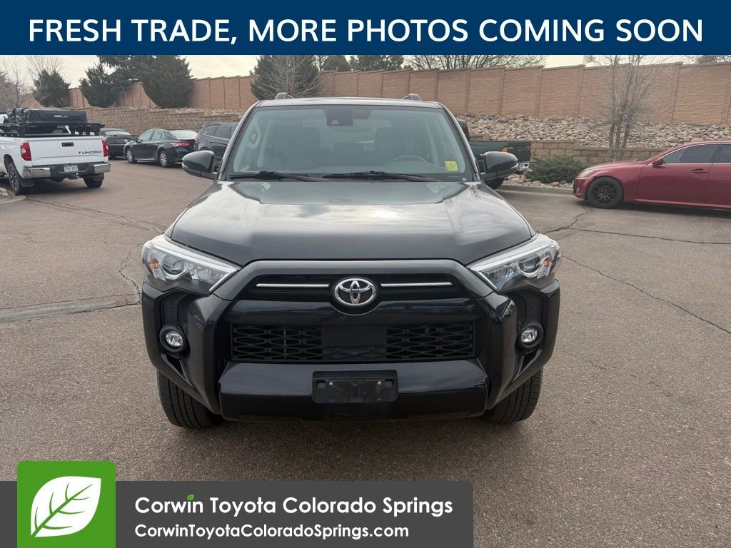 Used 2024 Toyota 4Runner SR5 Premium image 2