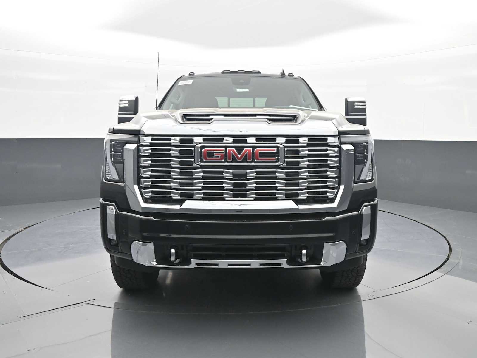 New 2026 GMC Sierra 2500 Denali w/ Technology Package AWD/4WD image 3