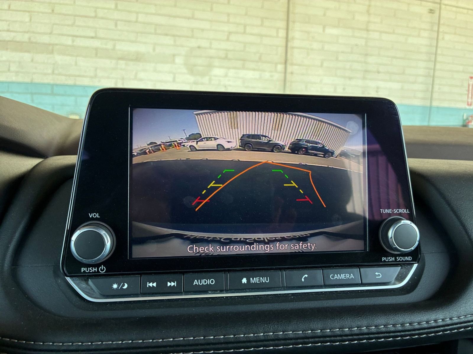 Used 2023 Nissan Rogue SV AWD/4WD image 17