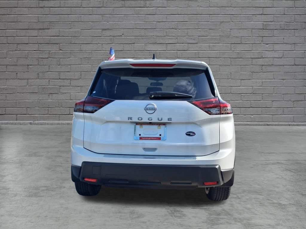 Used 2026 Nissan Rogue SV FWD image 7