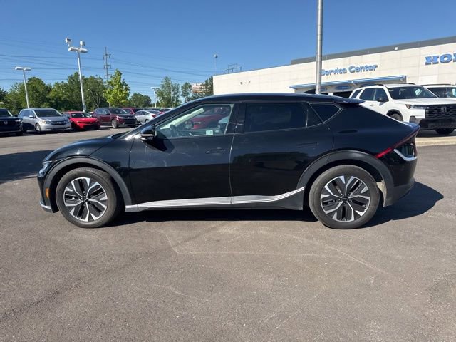 Used 2024 Kia EV6 Light AWD/4WD image 16