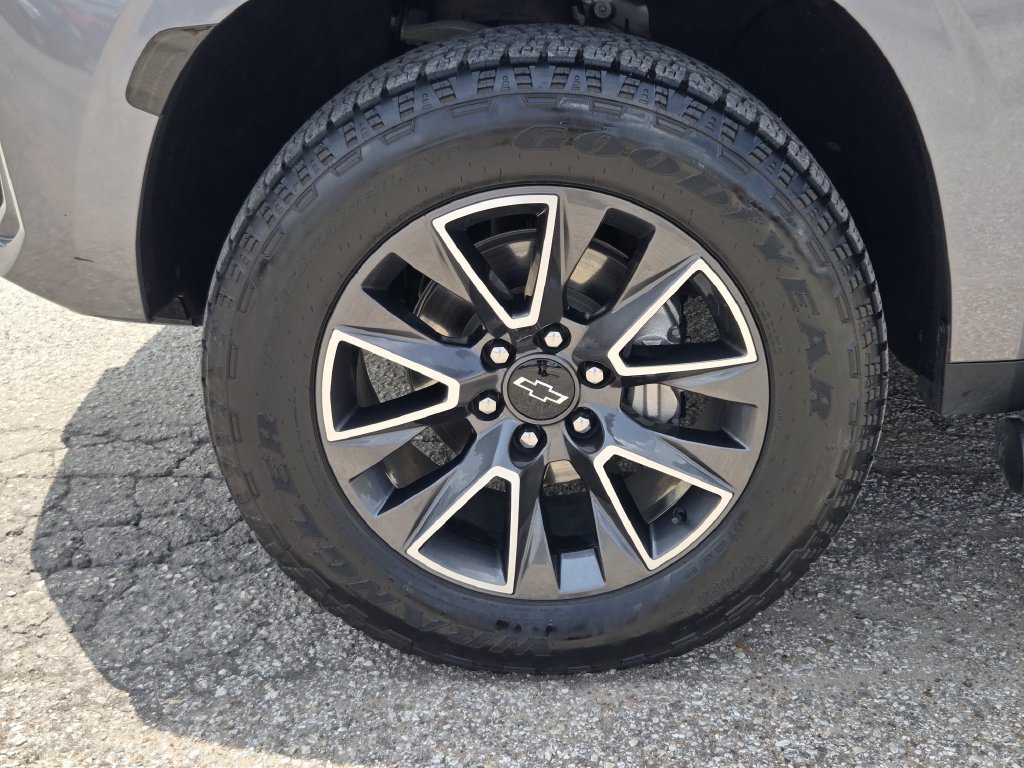 Used 2021 Chevrolet Tahoe Z71 AWD/4WD image 13