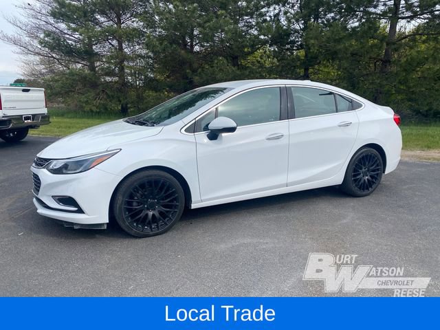 Used 2017 Chevrolet Cruze Premier FWD image 3