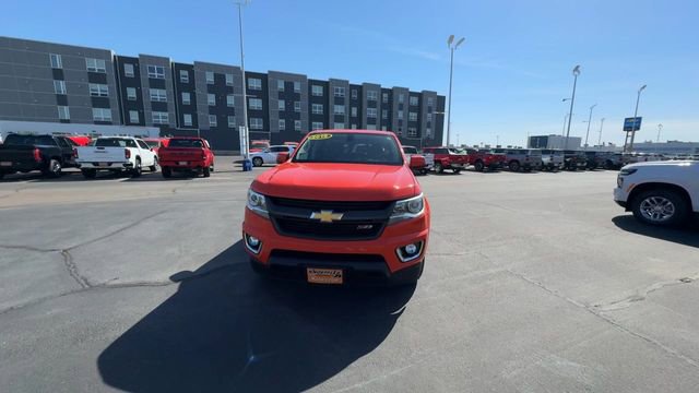 Used 2019 Chevrolet Colorado Z71 AWD/4WD image 3