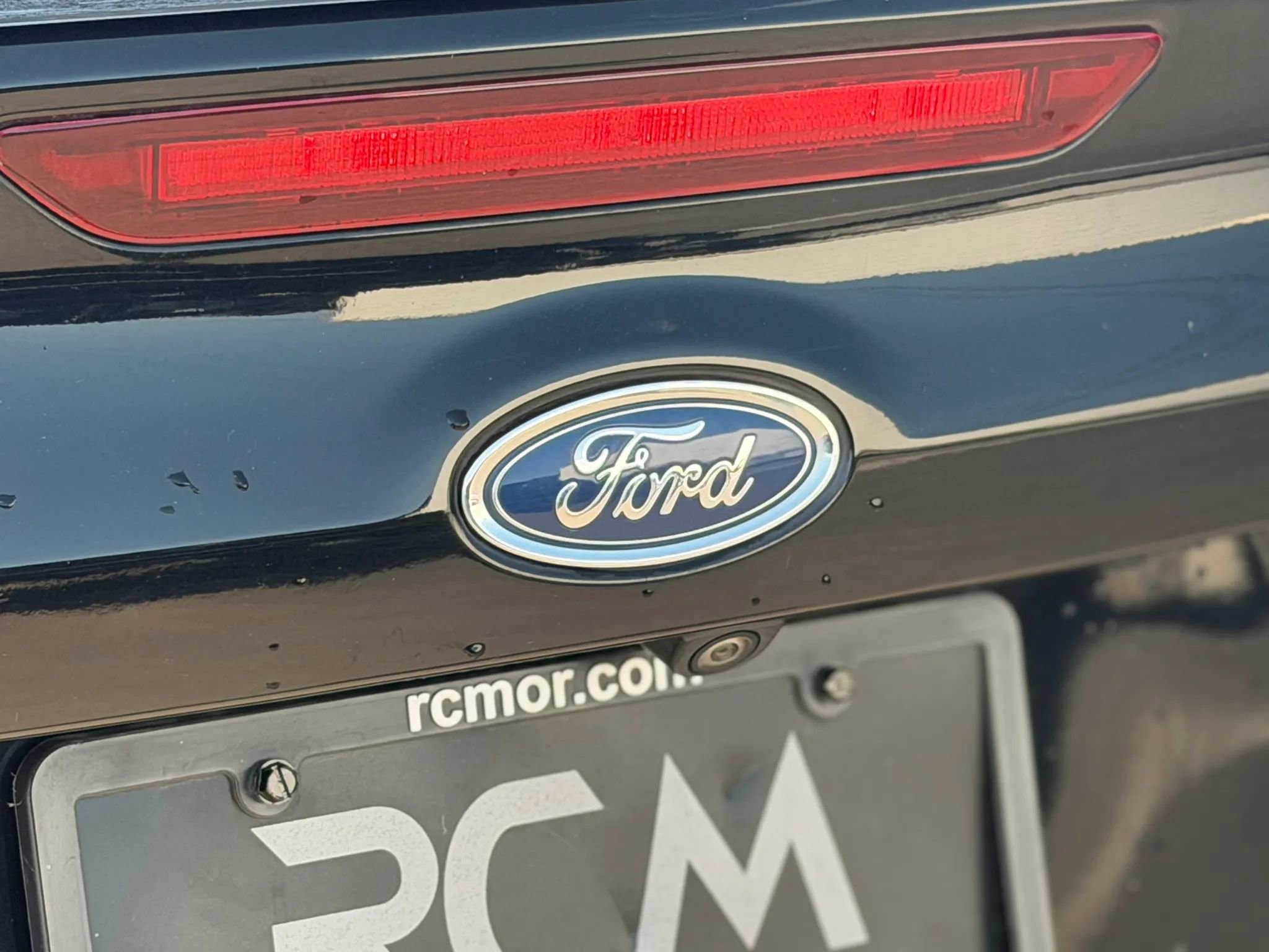 Used 2017 Ford Focus Titanium w/ Titanium Technology Package FWD image 13