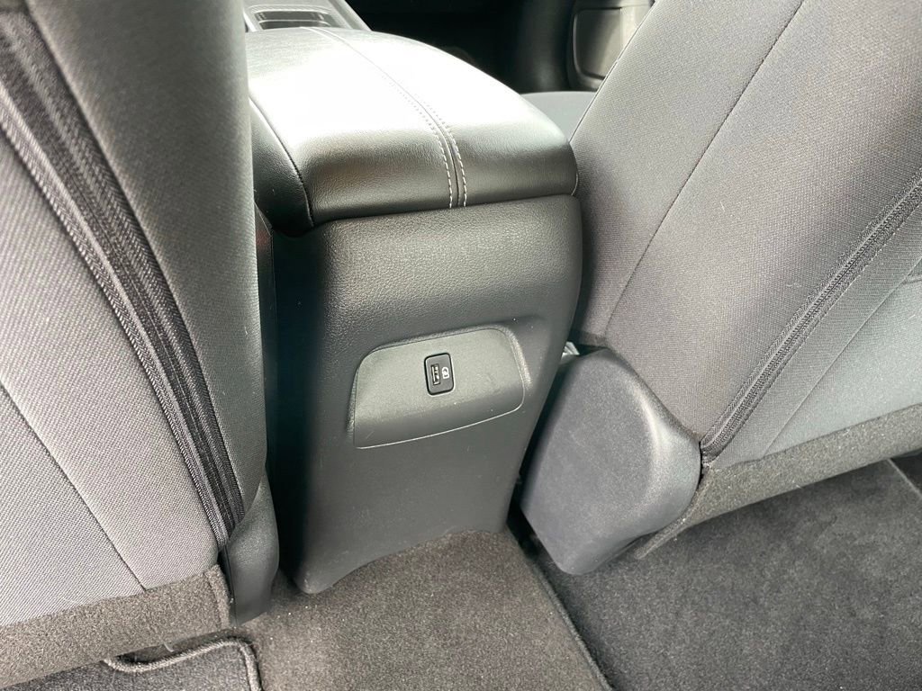 Used 2022 Nissan Sentra SV w/ Trunk Package image 8