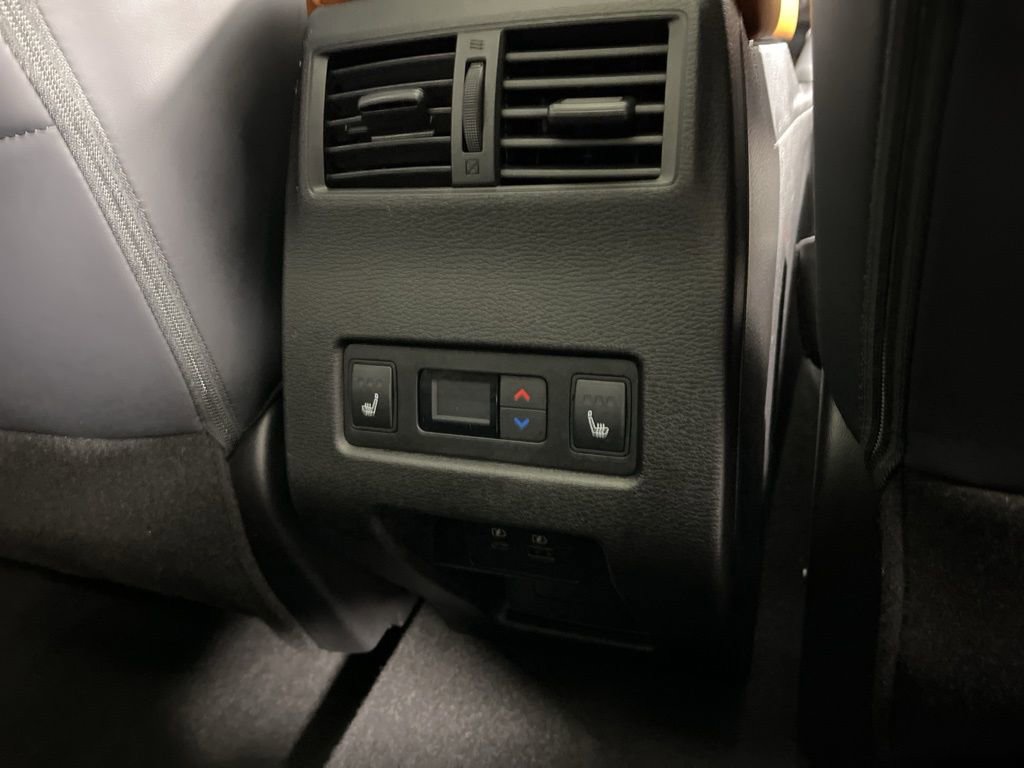 Used 2024 Mitsubishi Outlander SEL image 10