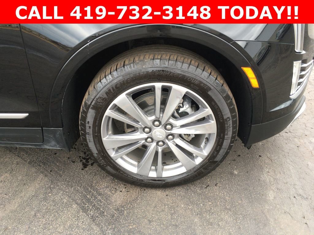 Used 2025 Cadillac XT5 Premium Luxury AWD/4WD image 29