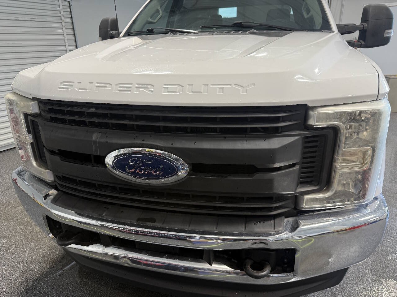 Used 2019 Ford F250 XL w/ Power Equipment Group AWD/4WD image 2