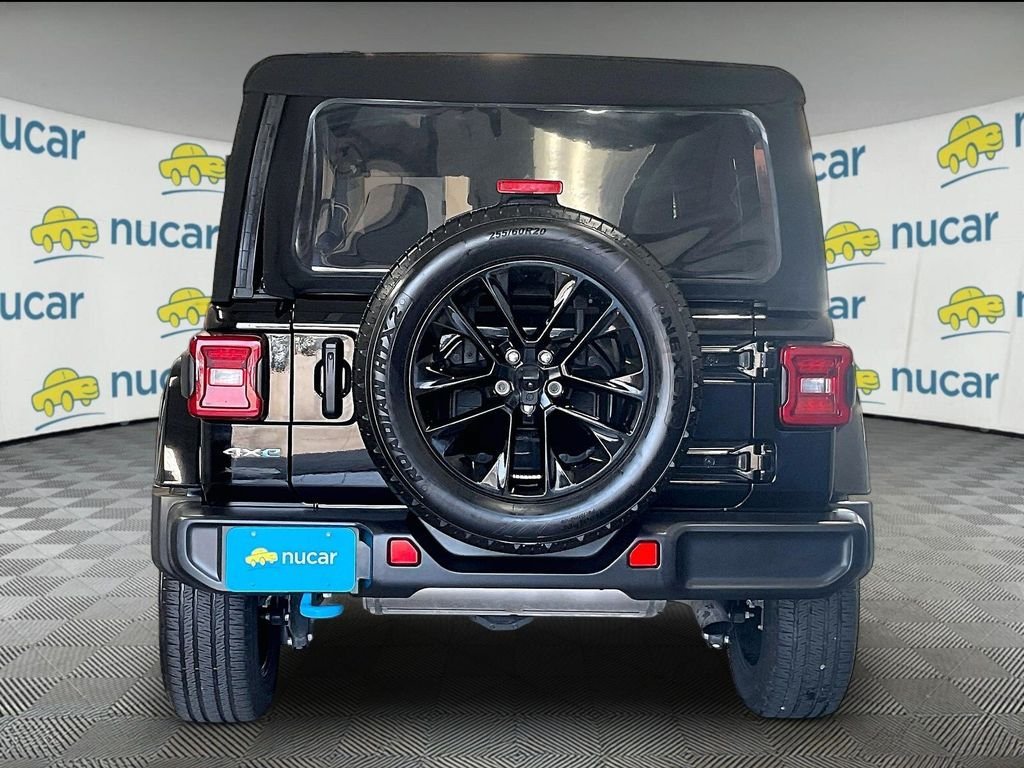 Used 2024 Jeep Wrangler Unlimited Sahara AWD/4WD image 5
