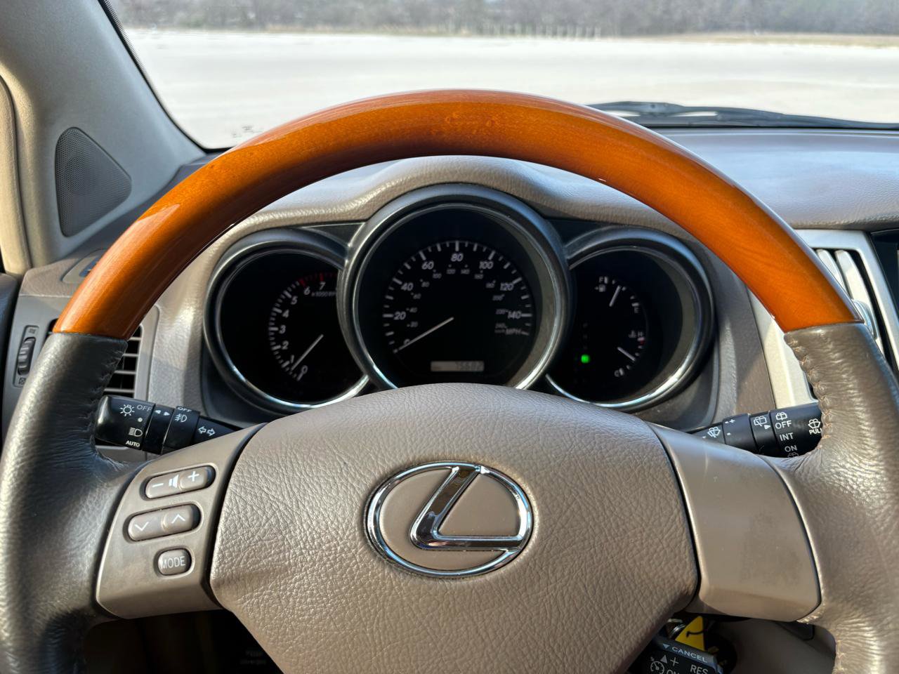 Used 2004 Lexus RX 330 AWD image 28