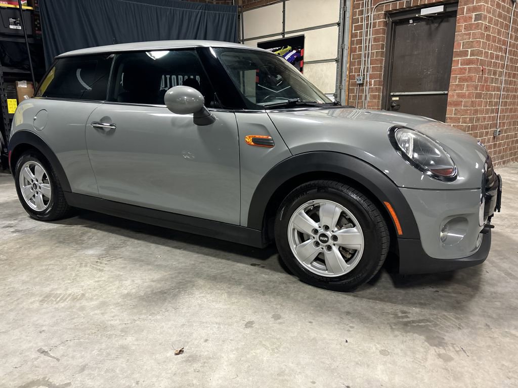 Used 2019 MINI Cooper 2-Door Hardtop w/ Storage Package image 16