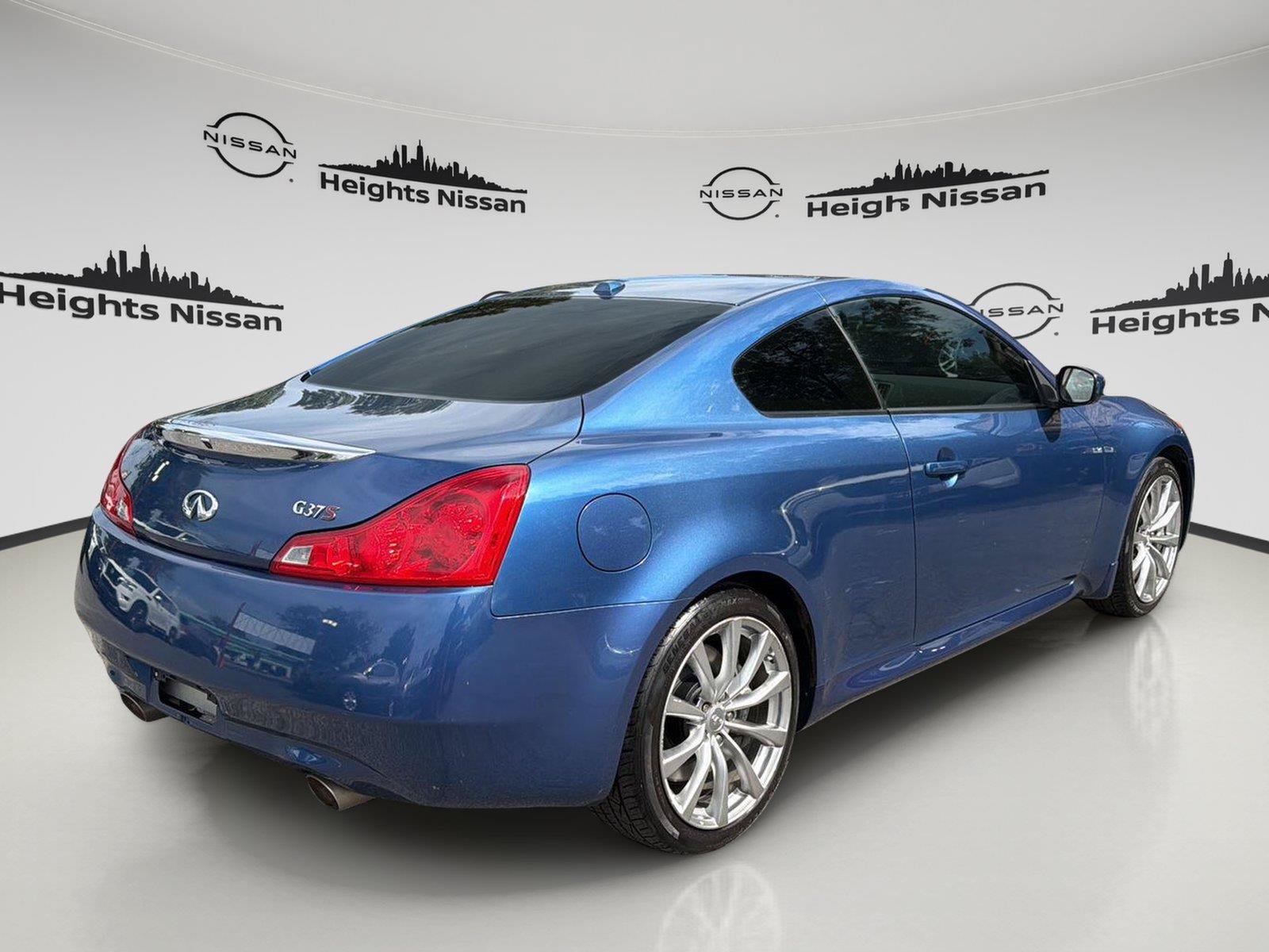 Used 2010 INFINITI G37 Journey w/ Sport Pkg RWD image 5