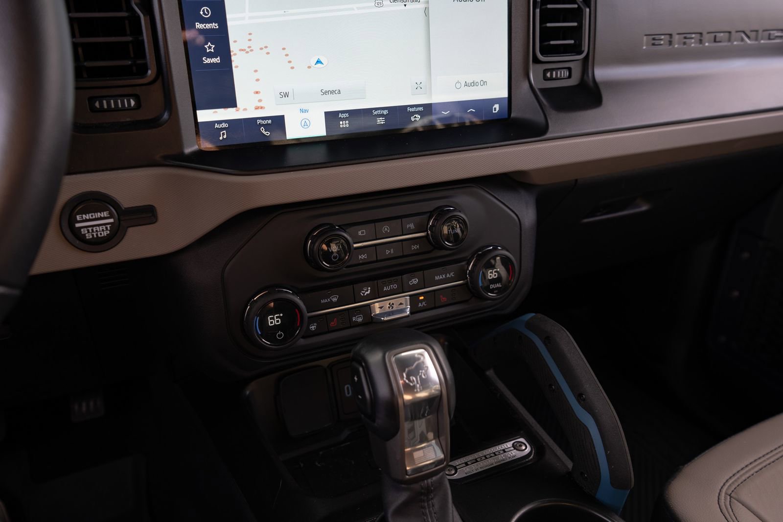 Used 2023 Ford Bronco Wildtrak image 25