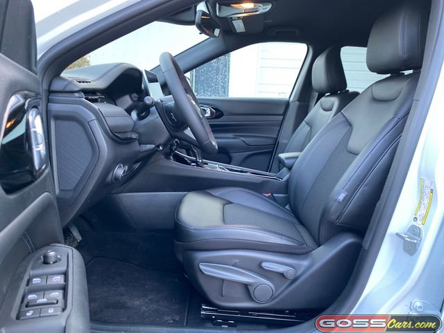 New 2026 Jeep Compass Latitude image 25