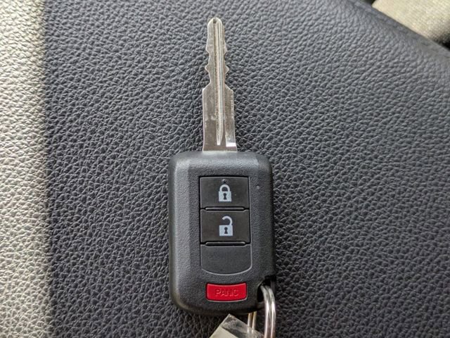 Used 2025 Mitsubishi Outlander Sport ES image 30