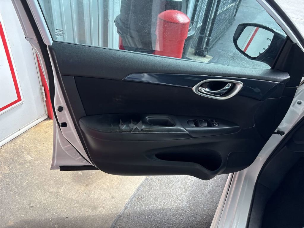 Used 2017 Nissan Sentra SR Turbo image 10