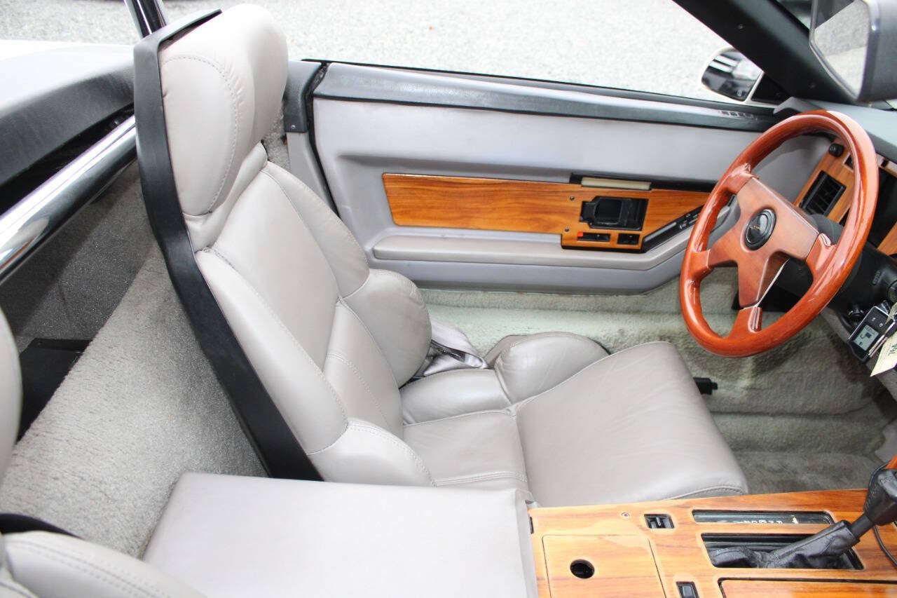 Used 1989 Chevrolet Corvette Convertible RWD image 19