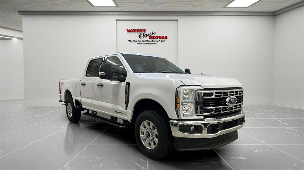 Used 2024 Ford F250 XLT image 1