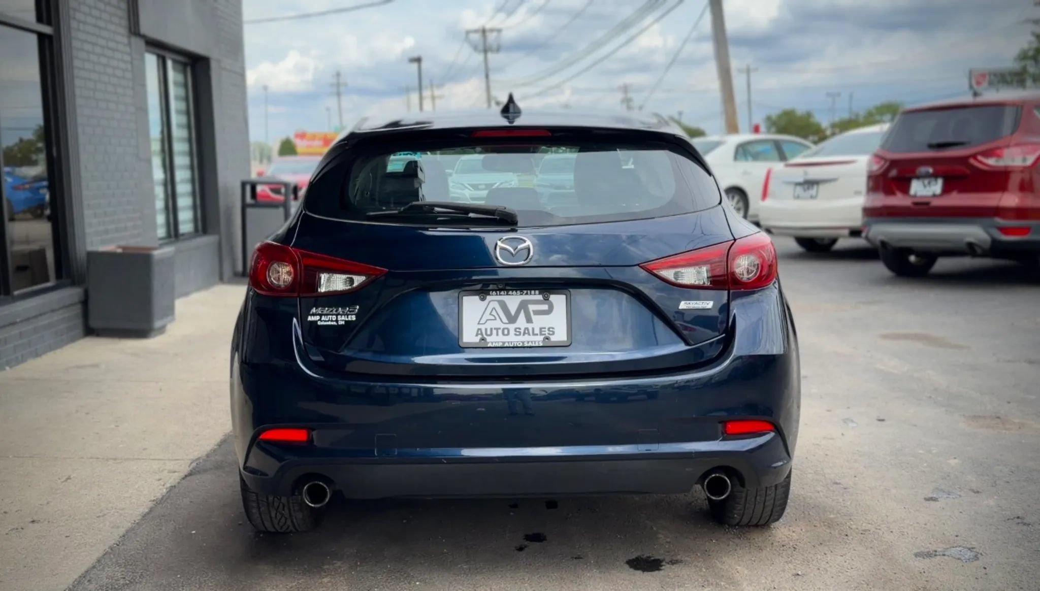 Used 2017 MAZDA MAZDA3 Grand Touring w/ Premium Equipment Package FWD image 4