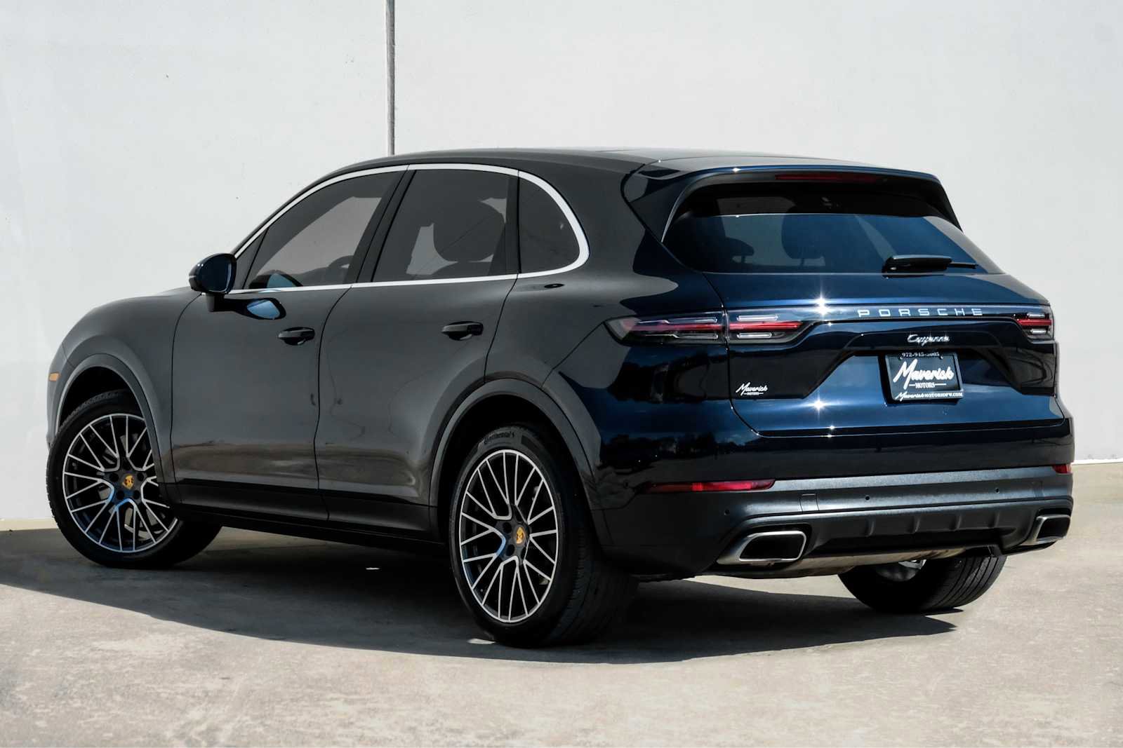 Used 2022 Porsche Cayenne image 11