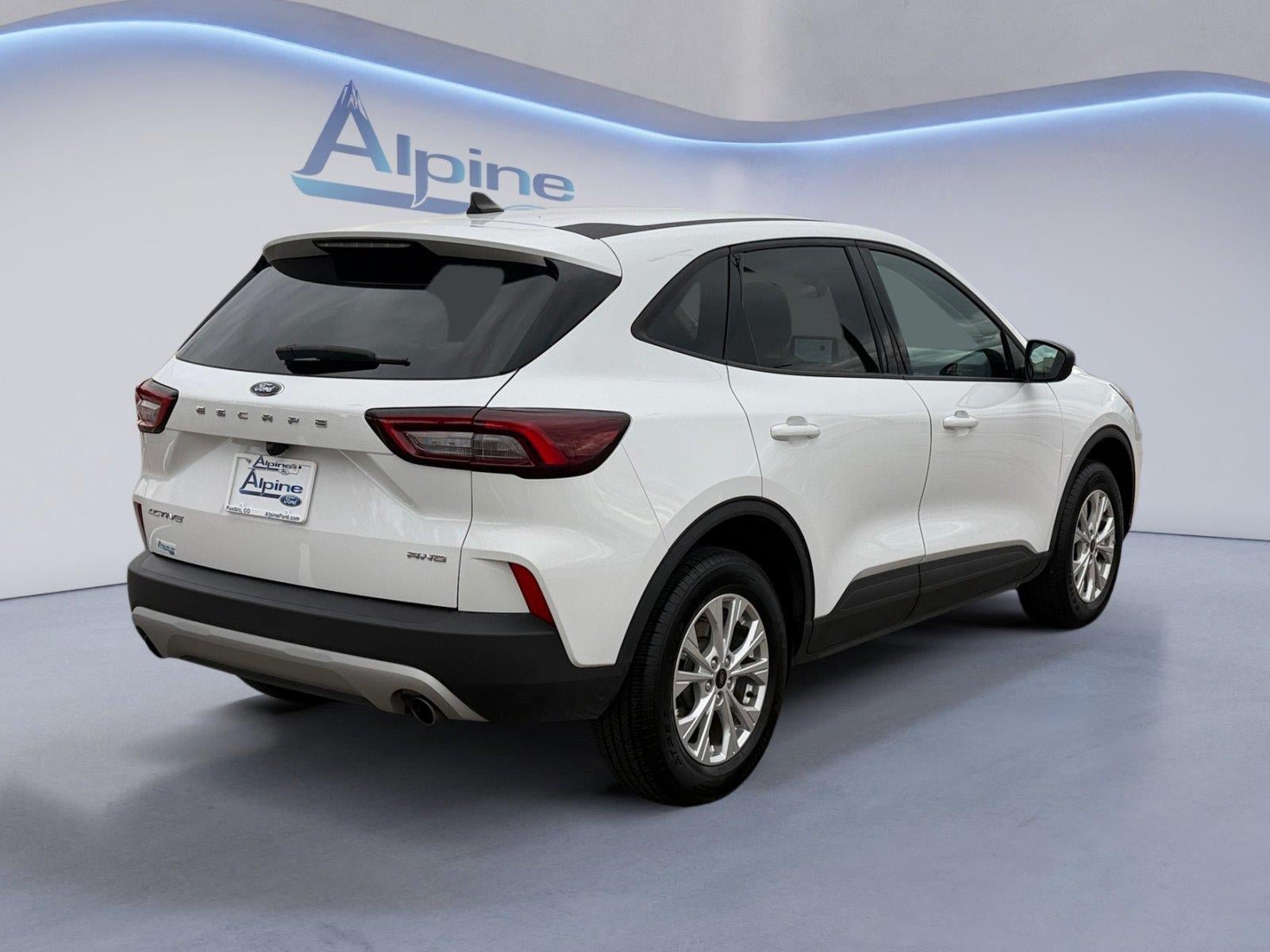 Used 2025 Ford Escape Active AWD/4WD image 5
