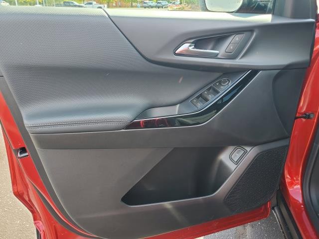 New 2026 Chevrolet Equinox LT w/ Convenience Package II image 12