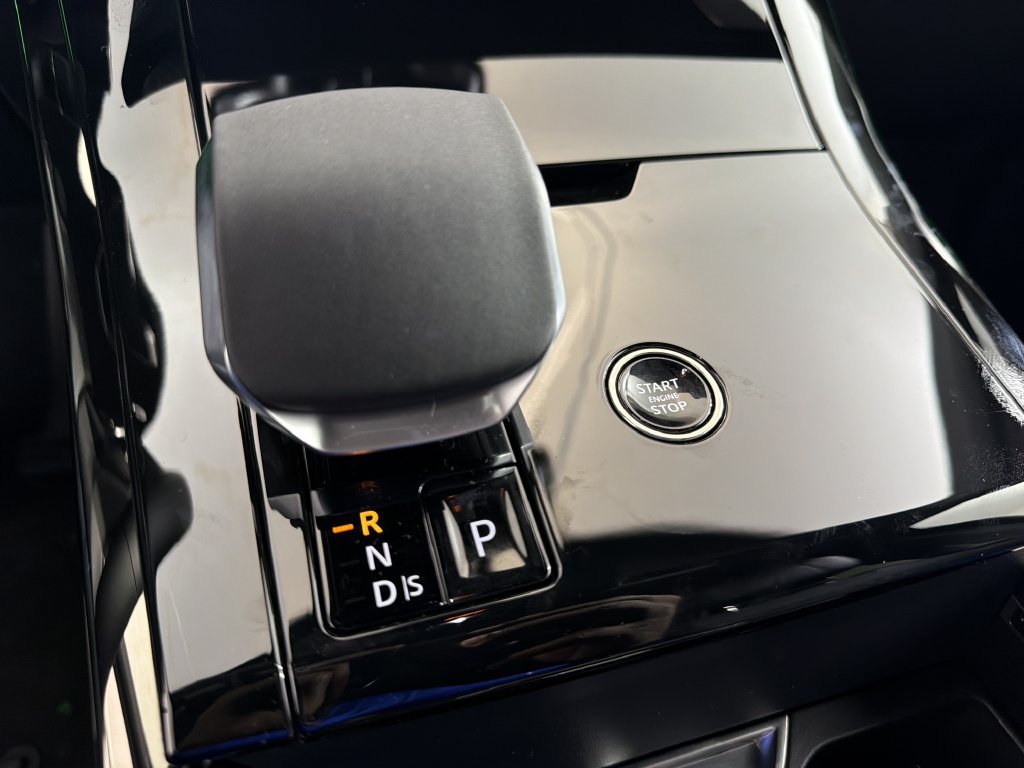 New 2027 Land Rover Range Rover Sport SE AWD/4WD image 23