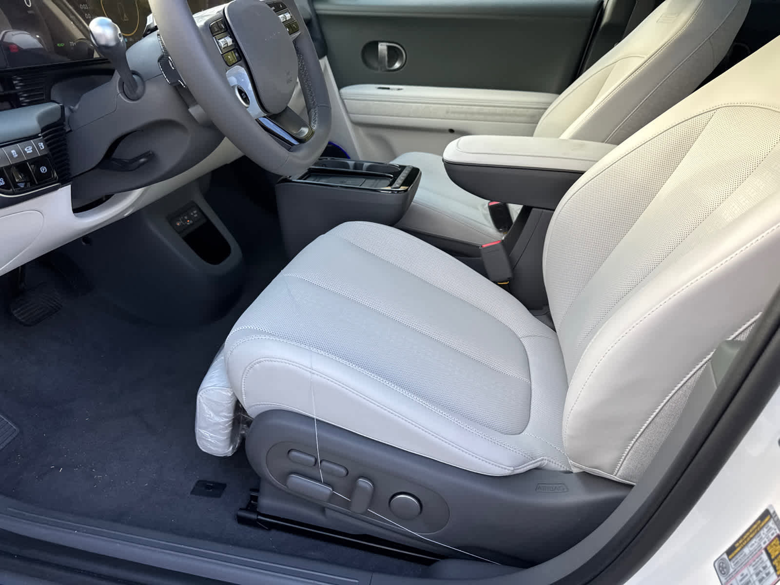 New 2026 Hyundai Ioniq 5 Limited RWD image 9